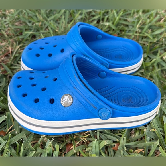 Crocs Crocband Royal Blue Clogs Unisex Kids Shoes - Picture 2 of 7
